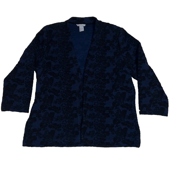 H&M Jackets & Blazers - 🌼 5/$25 Sale 🌼 H&M Navy Blue Textured Floral Open Front Jacket – Size L